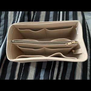 Purse organizer